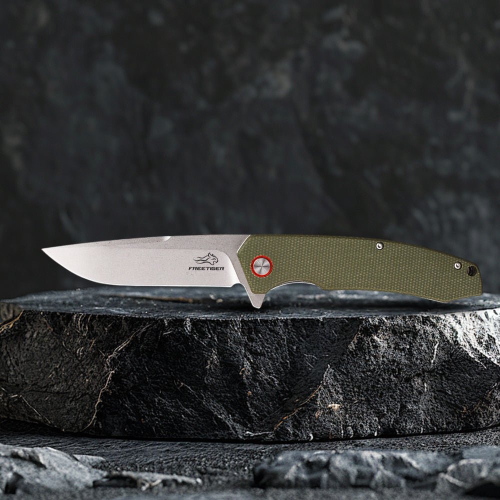 Compact EDC Knife with D2 Steel Blade FT936