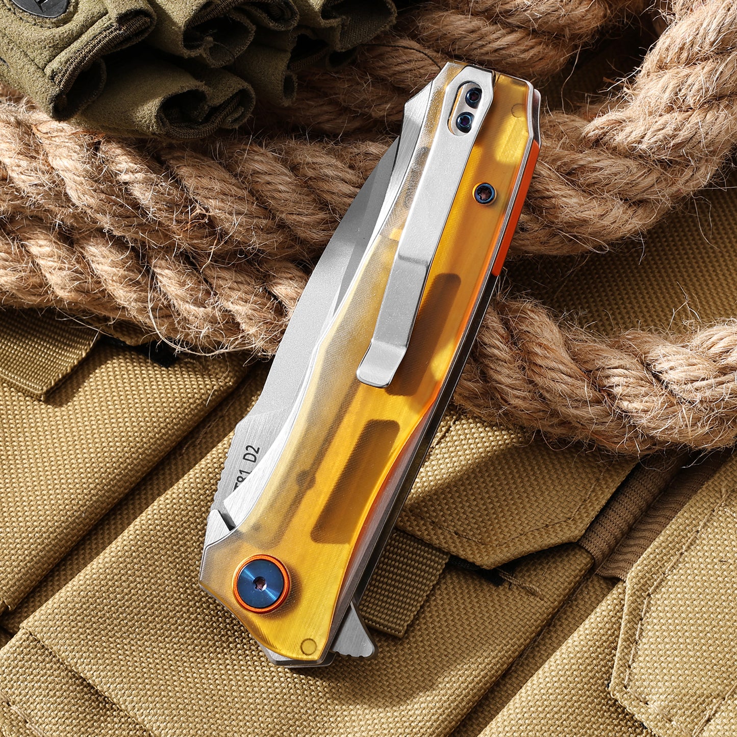 FREETIGER NEW FT81 Ultem/Carbon Fiber/G10 Handle D2 Blade Liner-Lock Ball Bearing Folding Knife