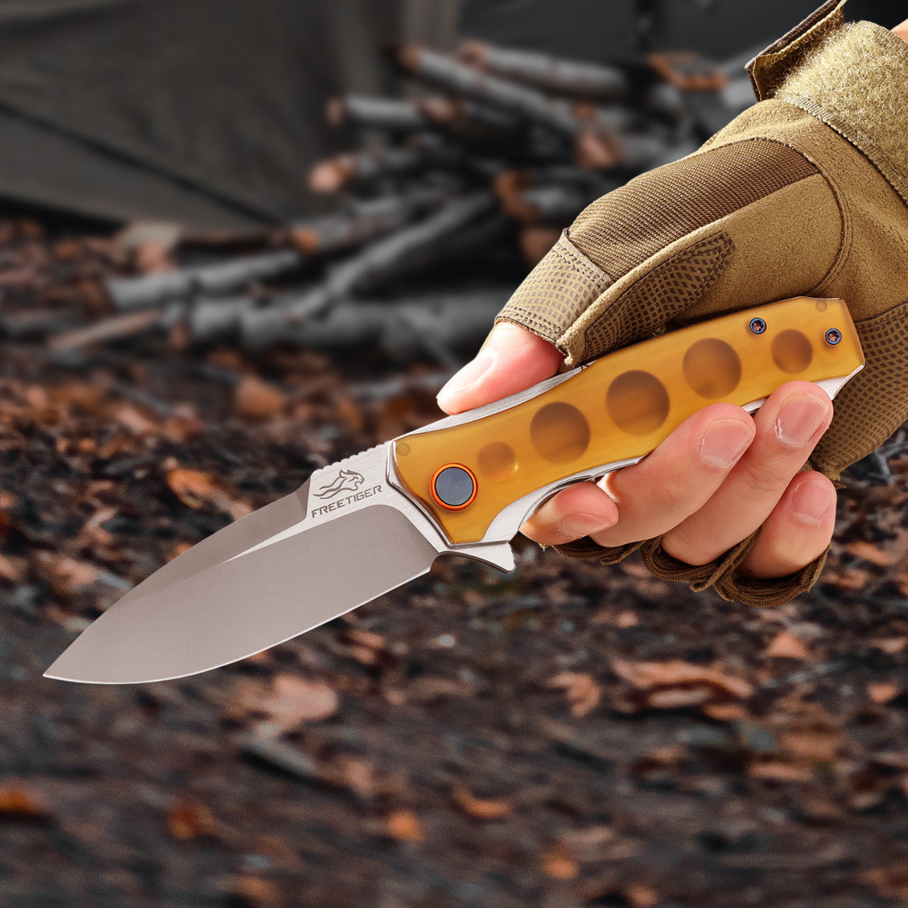 FREETIGER NEW FT81 Ultem/Carbon Fiber/G10 Handle D2 Blade Liner-Lock Ball Bearing Folding Knife